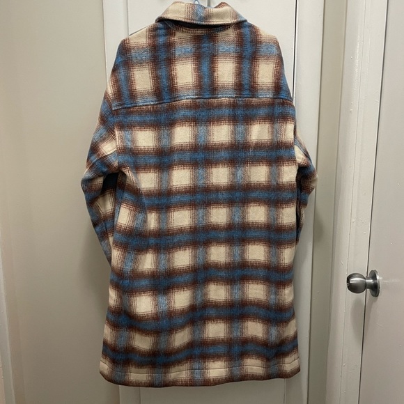 Levi's Women Plaid Jacket - Picture 2 of 2